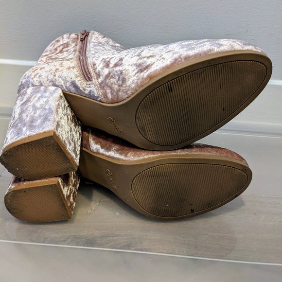 “Qupid” Pink Velvet Chunky Heel Boots - Picture 3 of 6